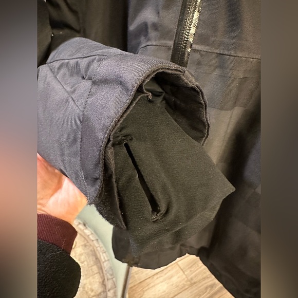 Columbia Snowboard Jacket - Picture 7 of 8